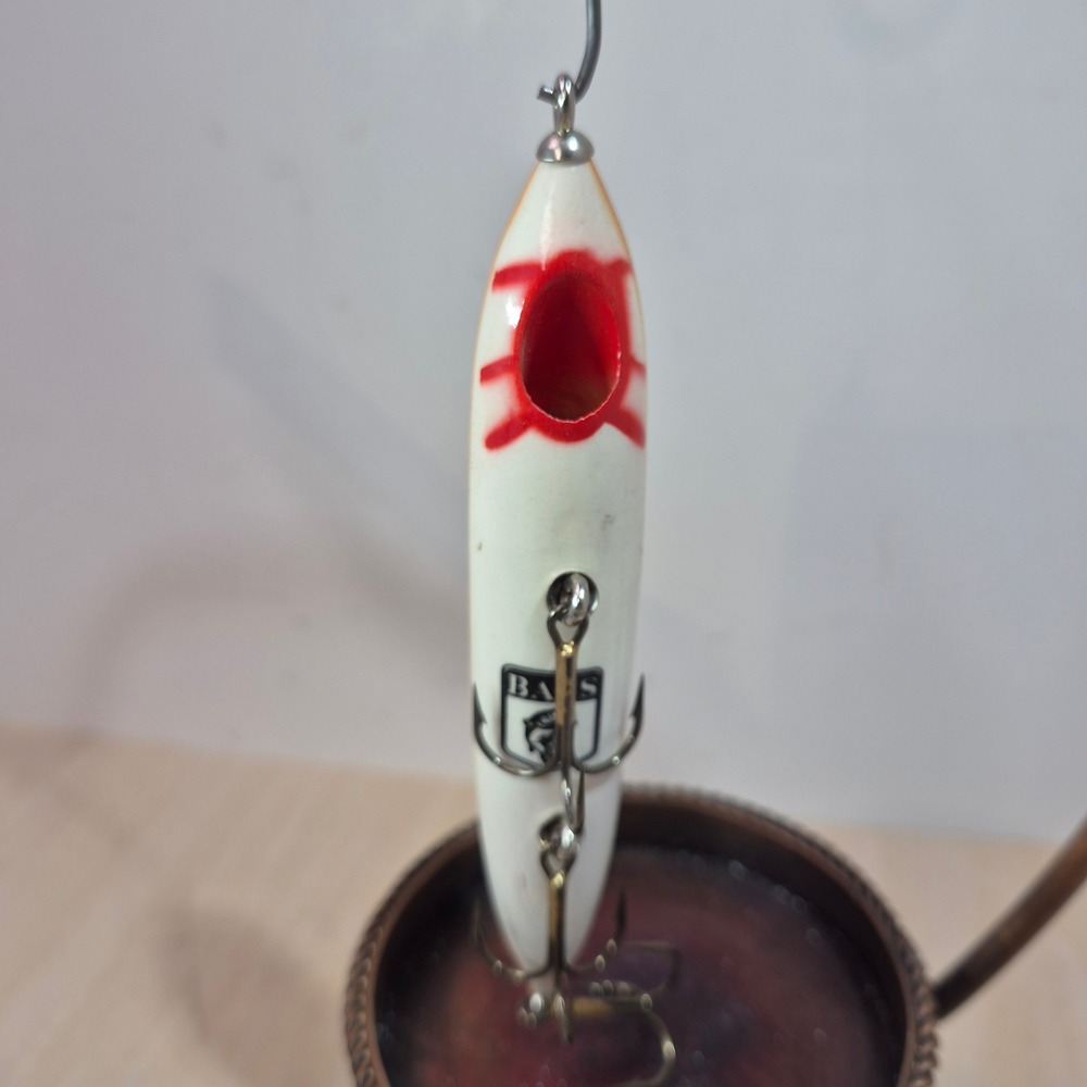 BASS Limited Edition Eureka Wiggler Fishing Lure Orange White 1914 Replica Box - Picture 2 of 8